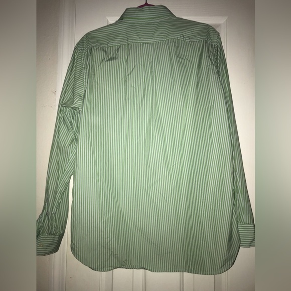 Men’s Gap button down shirt Size medium. Bundle & Save!! - Picture 4 of 4